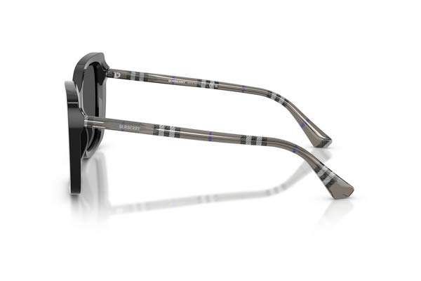 Burberry μοντέλο 4456 στο χρώμα 416587
