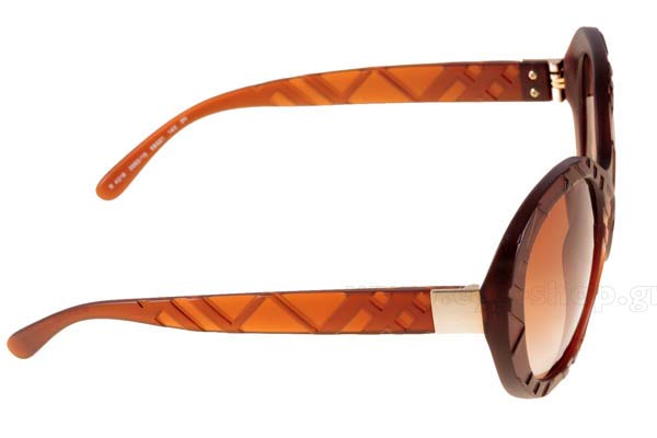 Burberry μοντέλο 4218 στο χρώμα 358313