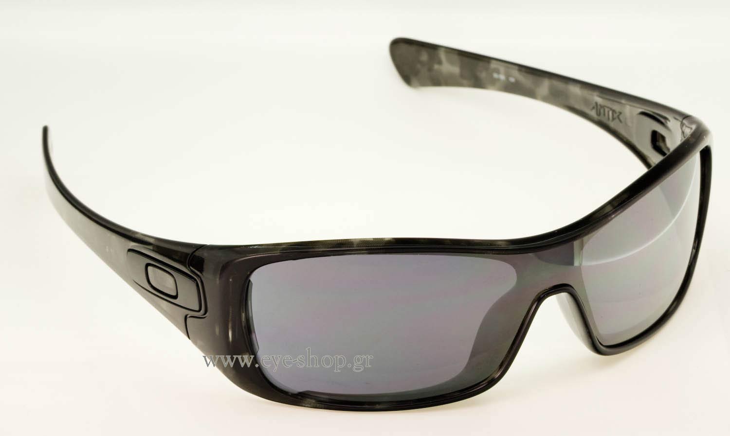 Oakley ANTIX 9077