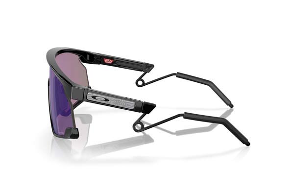 Oakley μοντέλο 9237 BXTR METAL στο χρώμα 07
