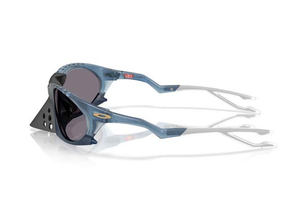 Oakley μοντέλο 9437 PLANTARIS στο χρώμα 09