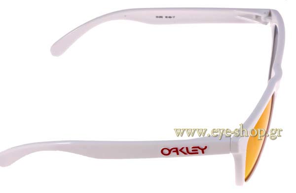 Oakley μοντέλο Frogskins 9013 στο χρώμα 03-252