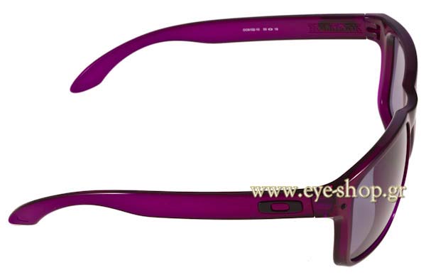 Oakley μοντέλο Holbrook 9102 στο χρώμα 10 Grape Juice