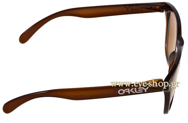 Oakley μοντέλο Frogskins 9013 στο χρώμα 24-303 Rootbeer bronze