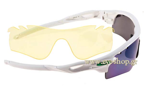 Oakley μοντέλο Radarlock στο χρώμα 9181 05 White Jade Iridium