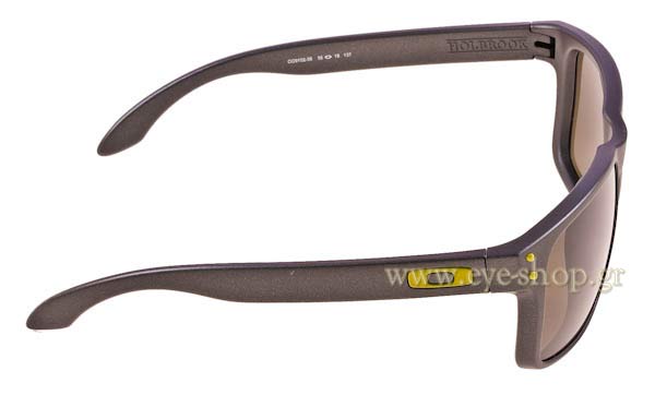 Oakley μοντέλο Holbrook 9102 στο χρώμα 38 Steel Dark Grey