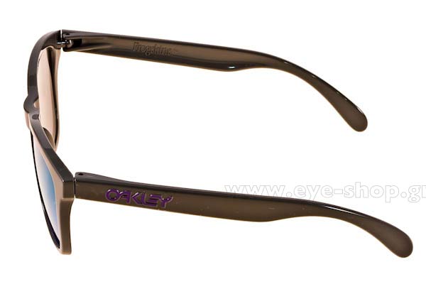 Oakley μοντέλο Frogskins 9013 στο χρώμα 33 Grey - Violet Iridium - Toxic Blast