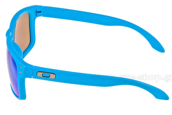 Oakley μοντέλο Holbrook 9102 στο χρώμα 73 Matte Sky Saphire iridium