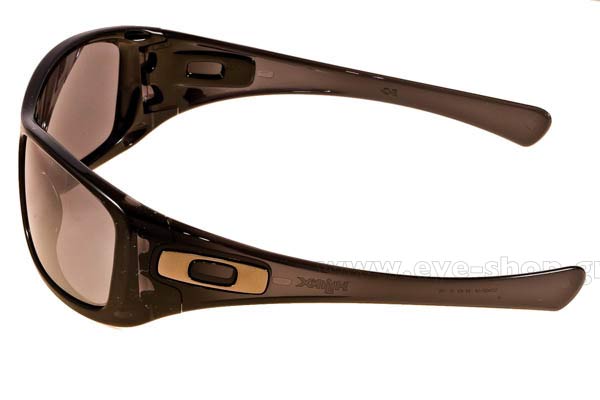 Oakley μοντέλο Hijinx στο χρώμα 9021 04 Black iridium Ink