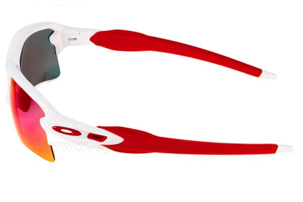 Oakley μοντέλο FLAK 2.0 XL 9188 στο χρώμα 21 White