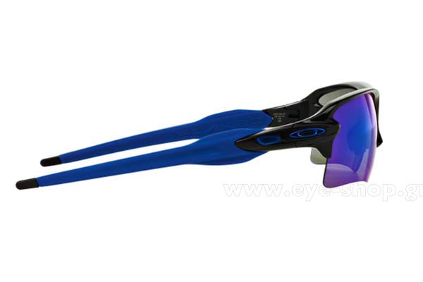 Oakley μοντέλο 9188 FLAK 2.0 XL στο χρώμα 23 Sapphire Iridium