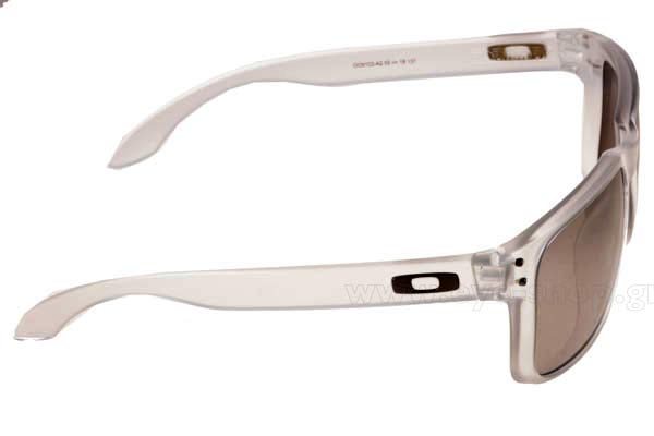 Oakley μοντέλο Holbrook 9102 στο χρώμα A2 Chrome Iridium