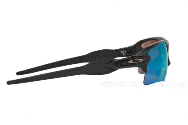 Oakley μοντέλο 9188 FLAK 2.0 XL στο χρώμα 58 Deep Water Polarized