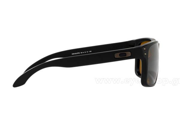 Oakley μοντέλο Holbrook 9102 στο χρώμα D7 Mt Black Prizm Tungsten Polarized