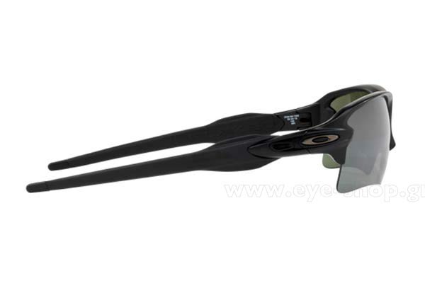 Oakley μοντέλο 9188 FLAK 2.0 XL στο χρώμα 73 Mt Black Prizm Black Iridium