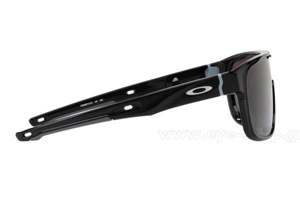 Oakley μοντέλο CROSSRANGE SHIELD 9387 στο χρώμα 01 Black Grey