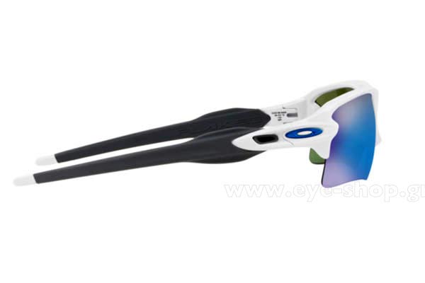 Oakley μοντέλο 9188 FLAK 2.0 XL στο χρώμα 94 prizm sapphire
