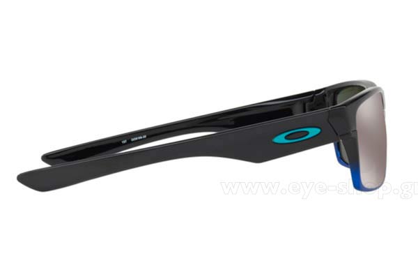 Oakley μοντέλο TwoFace 9189 στο χρώμα 39 blue pop fade polarized