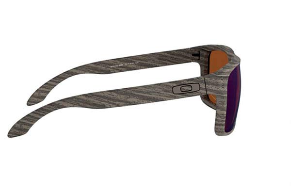 Oakley μοντέλο Holbrook 9102 στο χρώμα J8