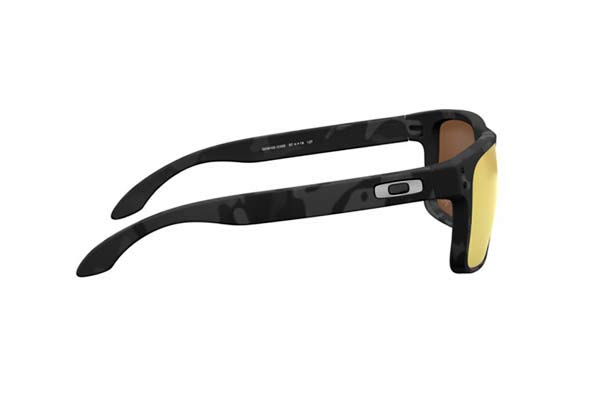 Oakley μοντέλο Holbrook 9102 στο χρώμα O3