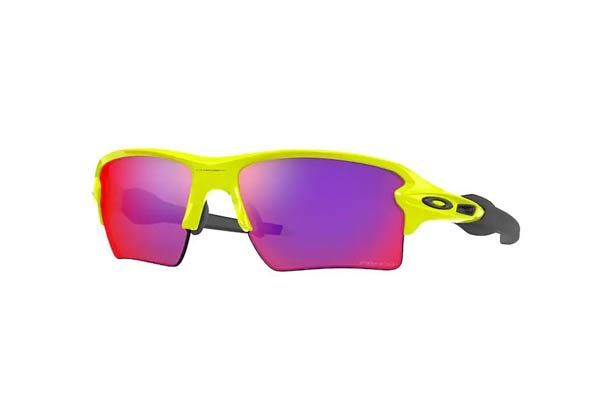 Oakley μοντέλο 9188 FLAK 2.0 XL στο χρώμα 9188H1