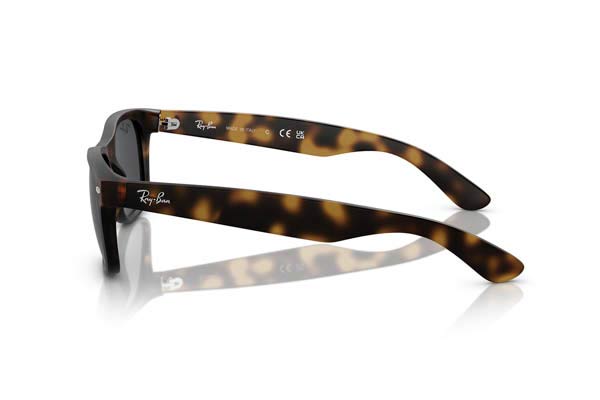 Rayban μοντέλο 2132 NEW WAYFARER στο χρώμα 865/B1