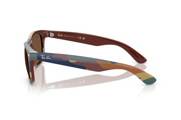 Rayban μοντέλο 2132 NEW WAYFARER στο χρώμα 682533